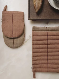 Ferm Living Agarraderas de algodón ecológico Ito, 2 uds.