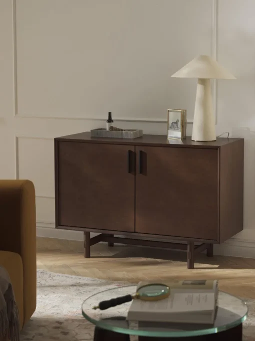 Westwing Collection Aparador pequeño de madera de roble Diana