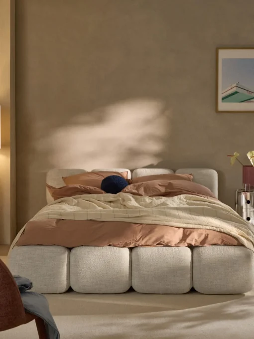 Westwing Collection Cama tapizada en tejido bouclé Tayla