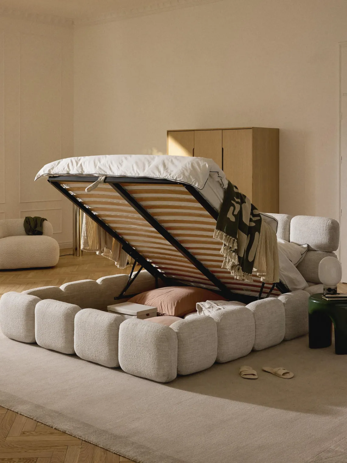 Westwing Collection Cama tapizada en tejido bouclé con espacio de almacenamiento Tayla^ Camas Tapizadas|Camas