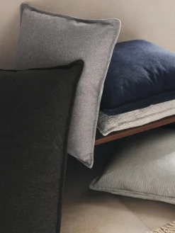 Westwing Collection Cojín sofá grande en tejido bouclé Lennon, 60 x 60 cm