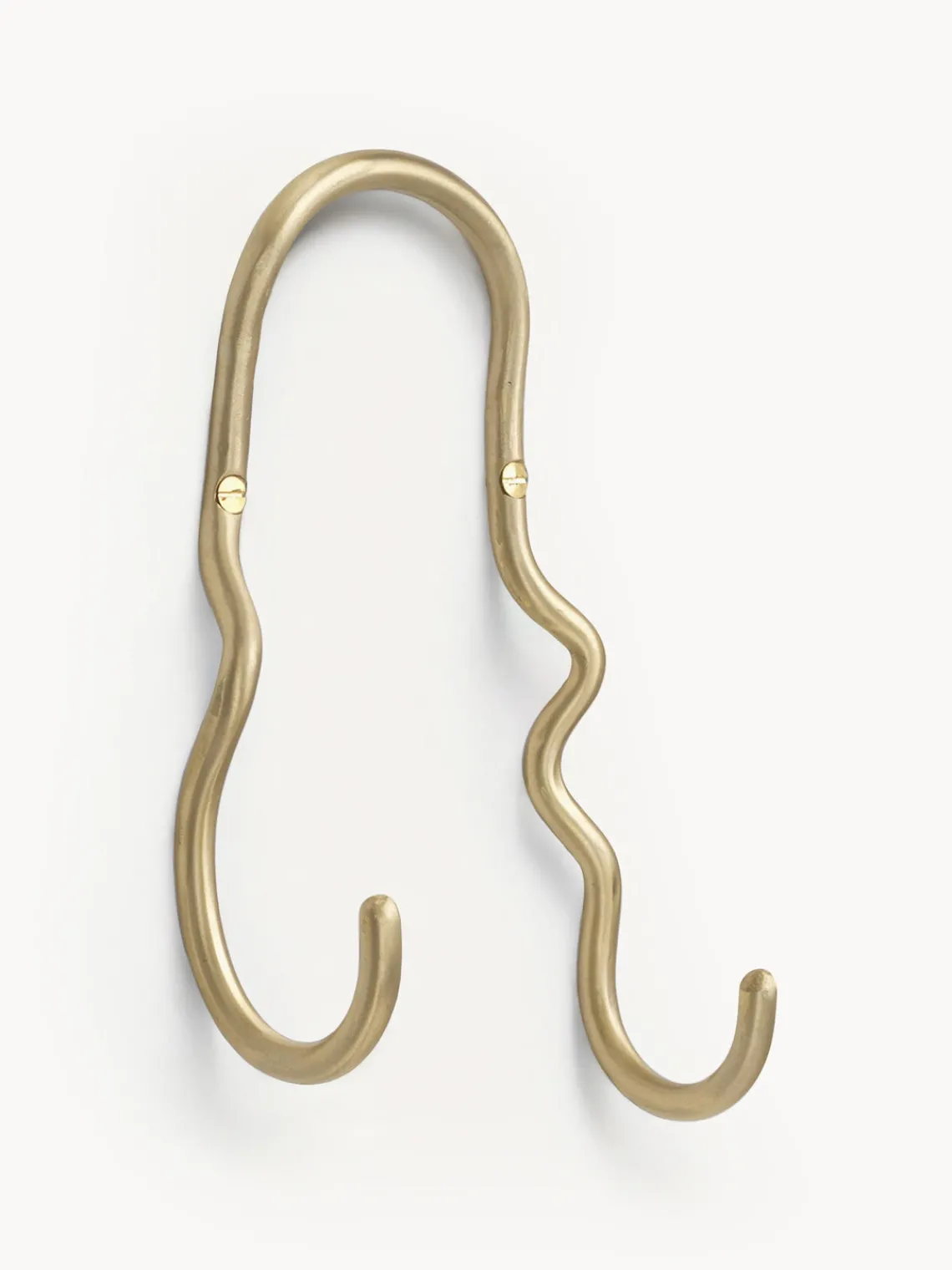 Ferm Living Colgador de latón artesanal Curvature