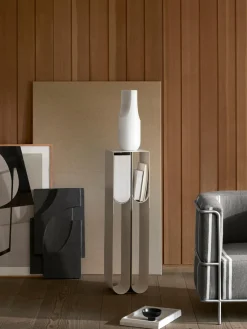 Kristina Dam Columna decorativa de metal Curved