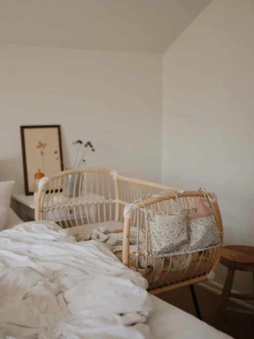 Niños Bermbach Cuna artesanal de ratán ajustable en altura Martha