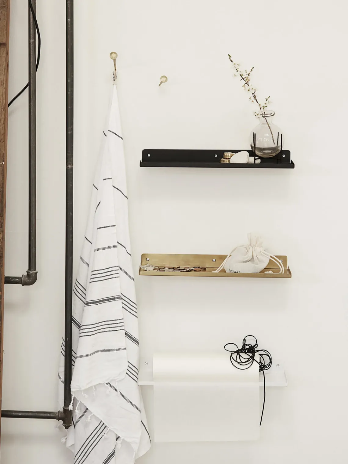 House Doctor Estante de pared de metal Ledge