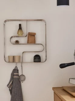 AYTM Estante de pared de metal Curva