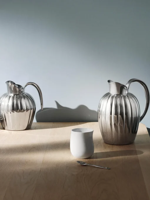GEORG JENSEN Jarra termo de acero inoxidable con relieves Bernadotte, 1 L