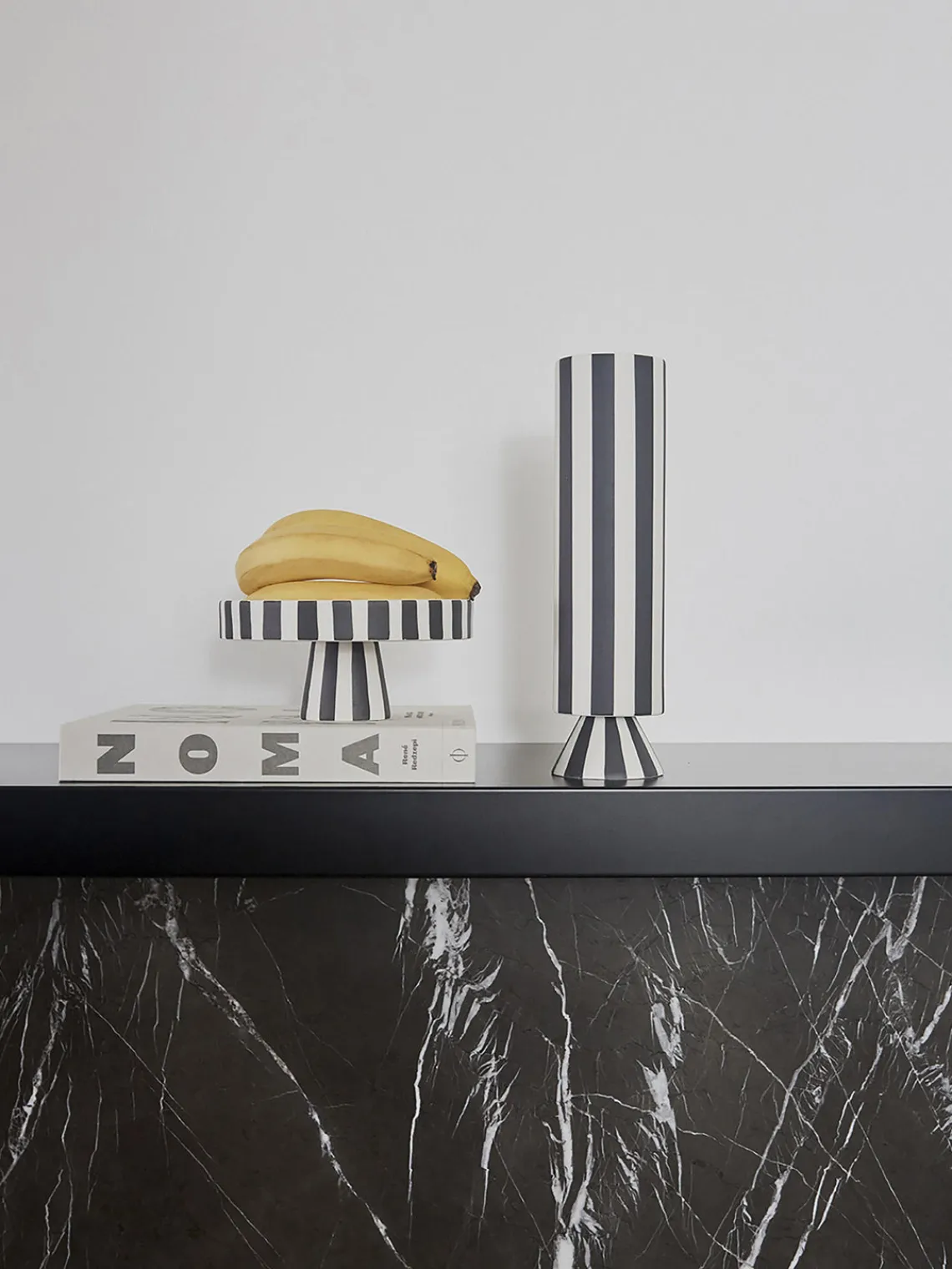 Oyoy Living Design Jarrón artesanal Toppu, 31 cm