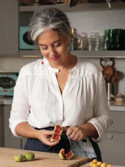 Libro ilustrado Italy by Ingredient^ Libros Decorativos|Jarrones