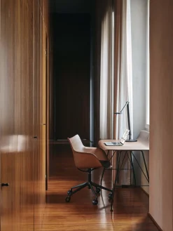 Kartell Lámpara de escritorio LED regulable y extensible Aledin Tec