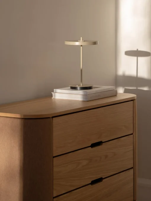 UMAGE Lámpara de mesa Asteria Move