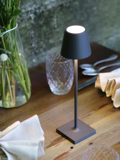 Zafferano Lámpara de mesa LED regulable Poldina, portátil