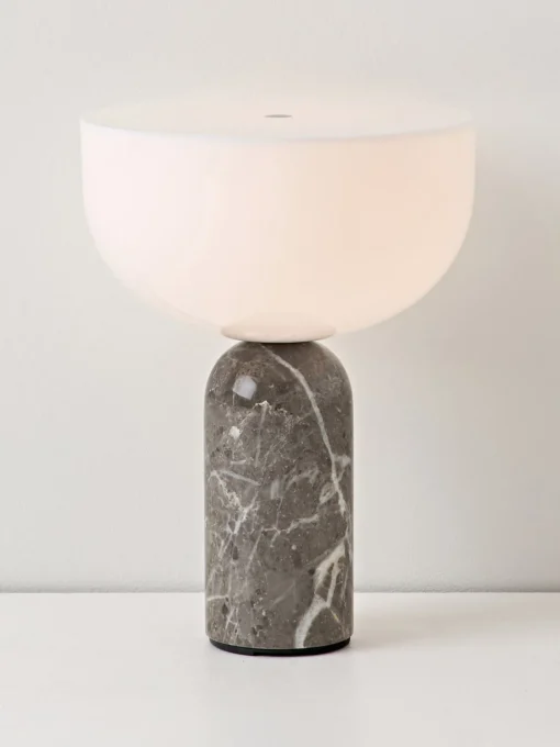 New Works Lámpara de mesa pequeña móvil de mármol Kizu, regulable^ Lámparas De Mesa|Lámparas De Techo