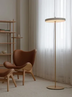 UMAGE Lámpara de pie LED regulable Asteria