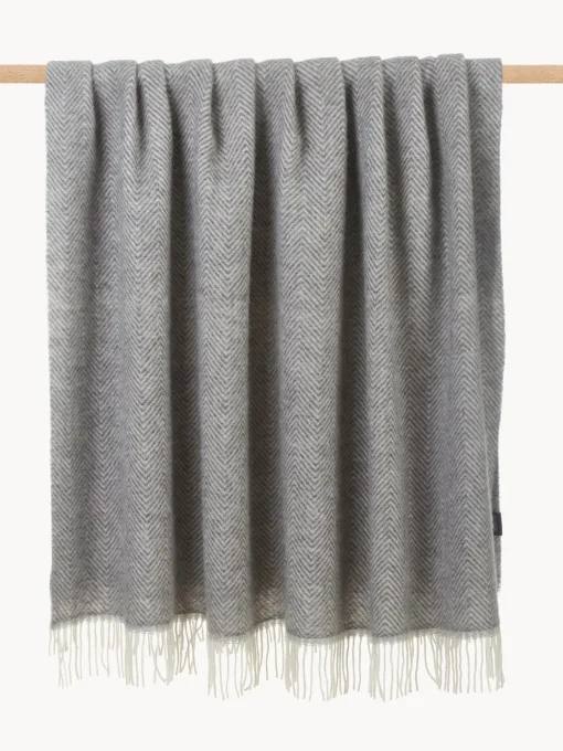 Manta de lana con estampado de espiga y flecos Tirol-Mona^ Mantas
