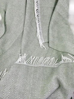 Manta de lana con estampado zig zag Tirol