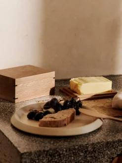 Ferm Living Mantequera de madera de roble Bon^ Mantequilleras|Vajillas Completas