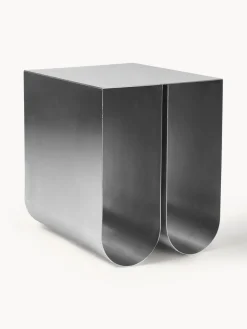 Kristina Dam Mesa auxiliar de metal Curved