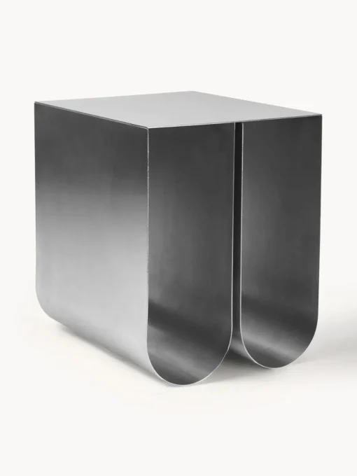 Kristina Dam Mesa auxiliar de metal Curved