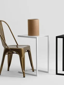 Mesa auxiliar de metal Lupe^ Mesas Auxiliares