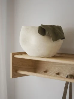 Rowico Home Perchero de pared de madera de roble Hillmond^ Percheros De Pared