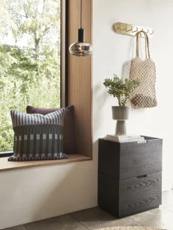 Hübsch Perchero de pared de metal Form