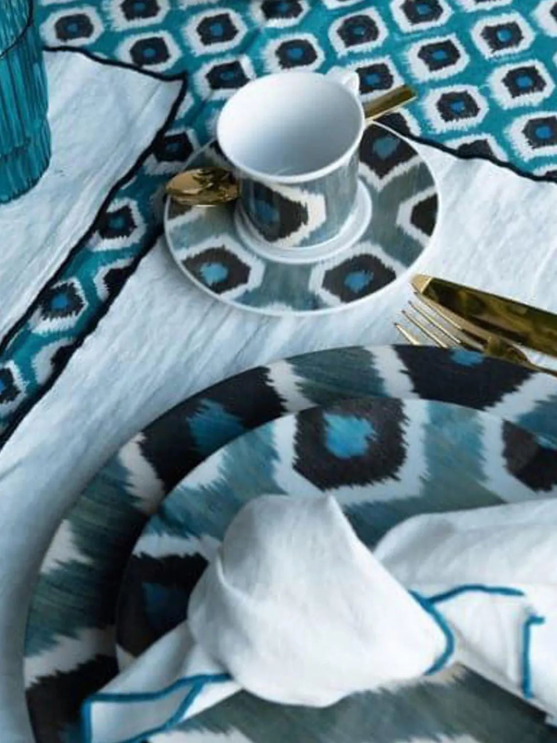 Les Ottomans Plato llano artesanal de porcelana Ikat^ Platos Llanos|Vajillas Completas