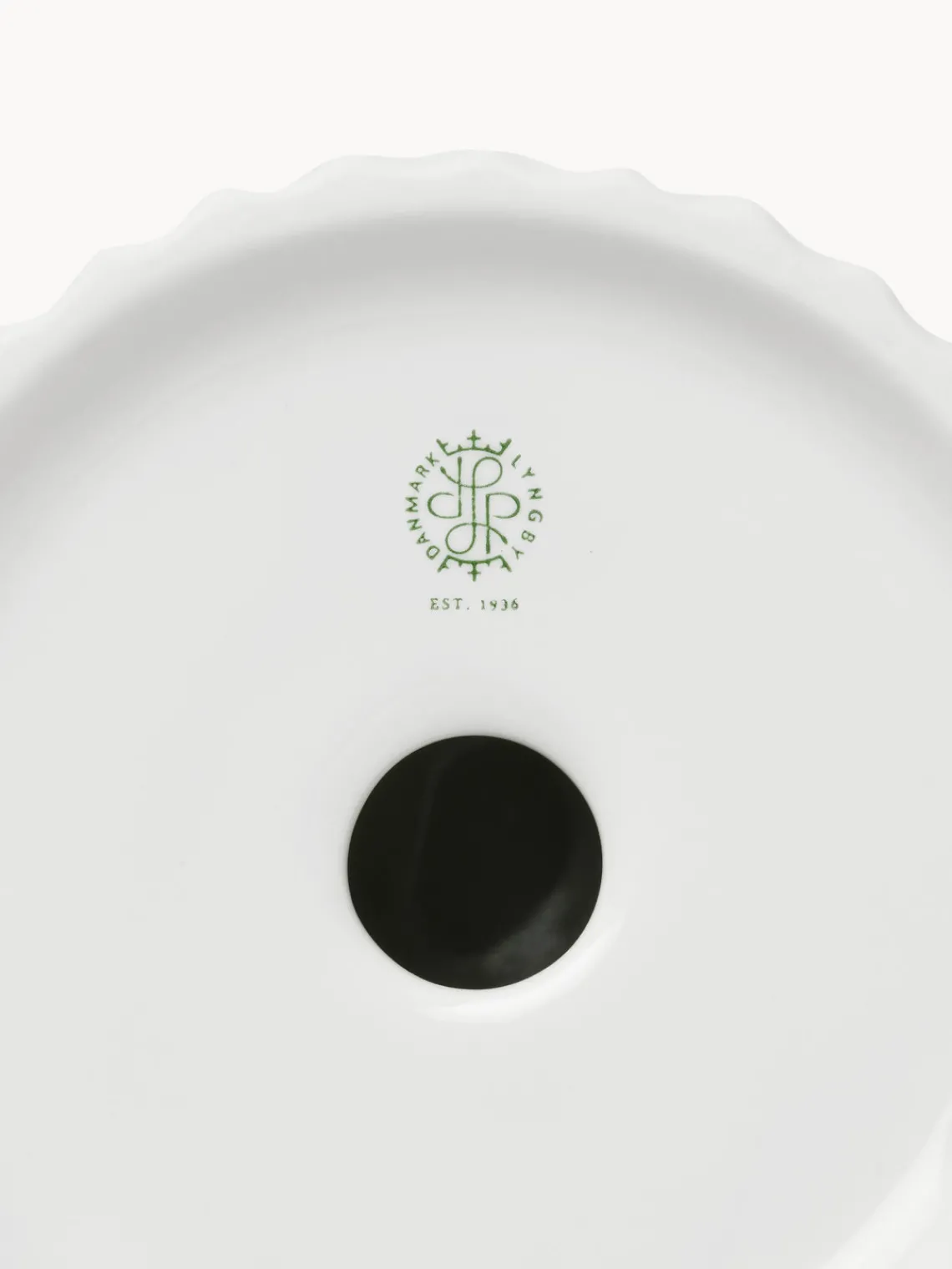 Lyngby Porcelaen Portavelas de porcelana con relieves Tura