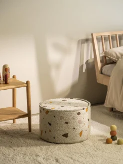 Niños Wigiwama Puf infantil artesanal en tejido bouclé Sugar, Ø 40 cm