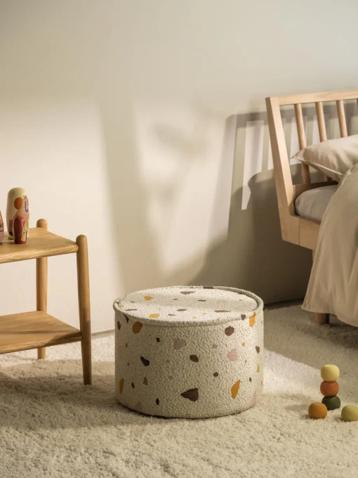 Niños Wigiwama Puf infantil artesanal en tejido bouclé Sugar, Ø 40 cm