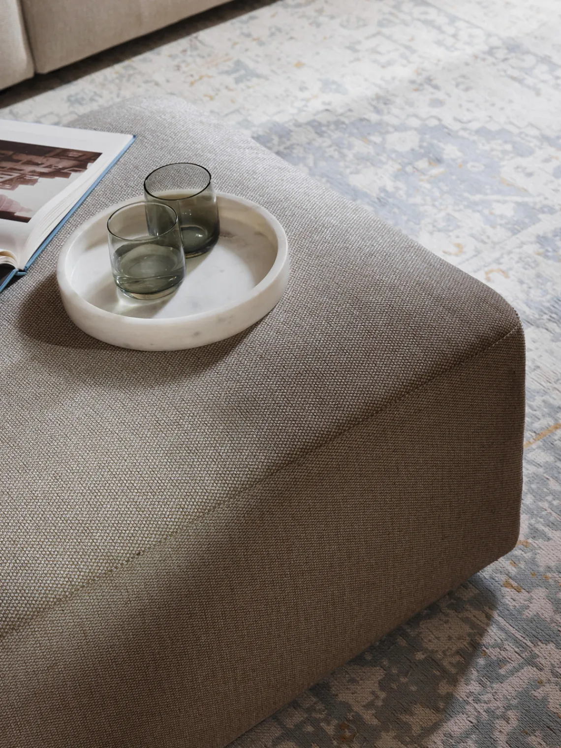 Westwing Collection Puf reposapiés grande Melva, 116 x 72 cm^ Reposapiés|Sofás