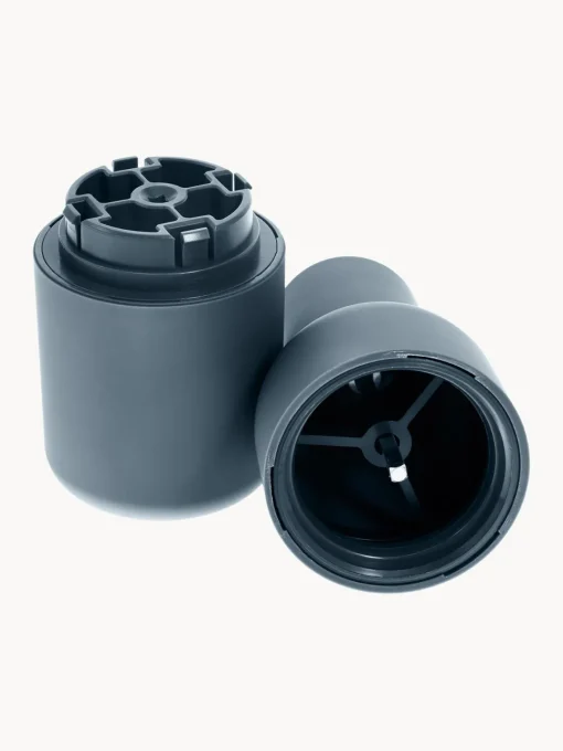 Audo Copenhagen Salero y pimentero de diseño con tapa de haya Bottle Grinder, 2 uds.