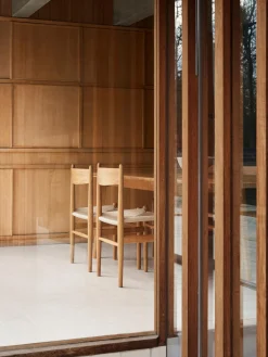 Carl Hansen & Søn Silla de madera con asiento tejido a mano CH36