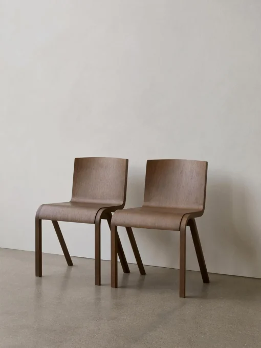 Audo Copenhagen Silla de madera de roble Ready Dining