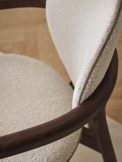 Westwing Collection Silla de madera tapizado en tejido bouclé Maia