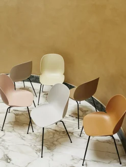 GUBI Silla de plástico Beetle