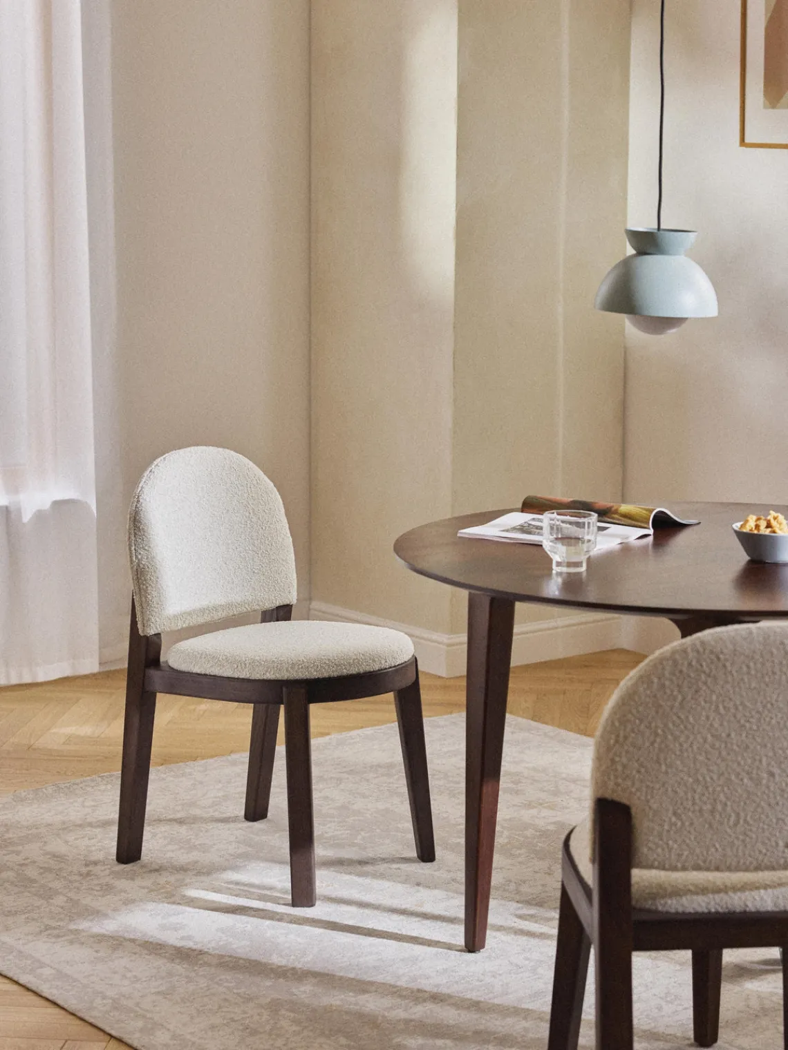 Westwing Collection Silla tapizada en tejido bouclé Neelia