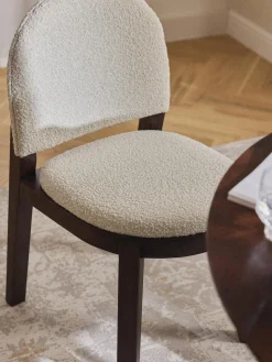 Westwing Collection Silla tapizada en tejido bouclé Neelia