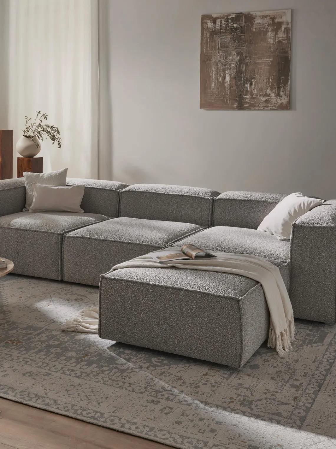 Westwing Collection Sofá rinconera modular en tejido bouclé con reposapiés izquierdo/derecho Lennon (4 plazas)