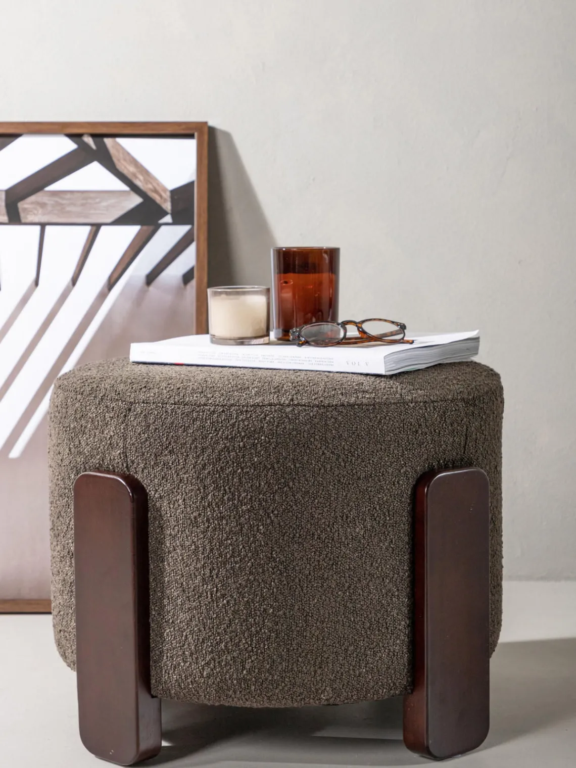 Venture Design Taburete de tejido bouclé con patas de madera Coffey^ Pufs Y Otomanos|Pufs Y Otomanos